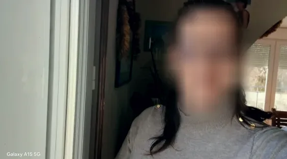 Alena, 33