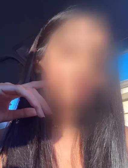 Amina, 20