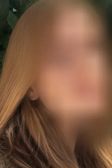 Chiara, 23