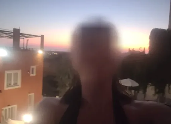 Claudia, 38