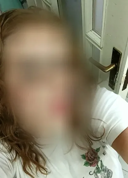 Elena, 26