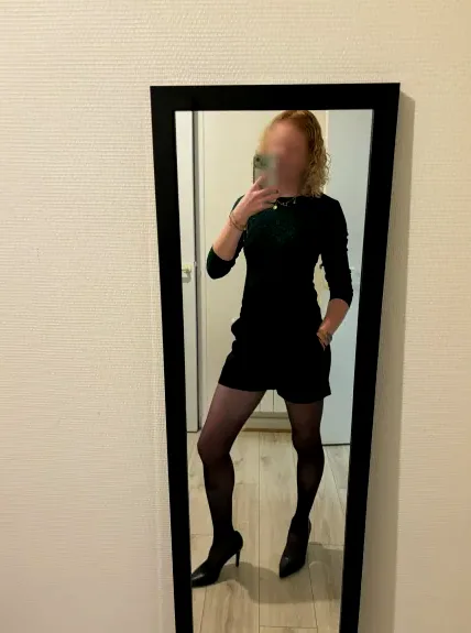 Jasmin, 25