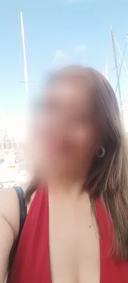 Jelena, 35