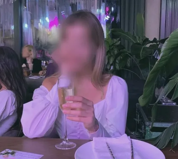 Lena, 31