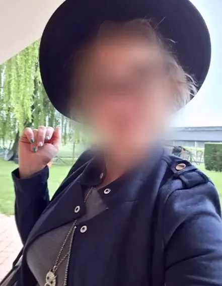 Marlene, 33