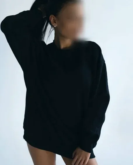 Nele, 29
