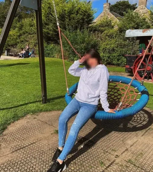 Stefanie, 37