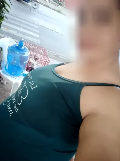 Theresa, 29