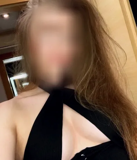 Valerie, 33
